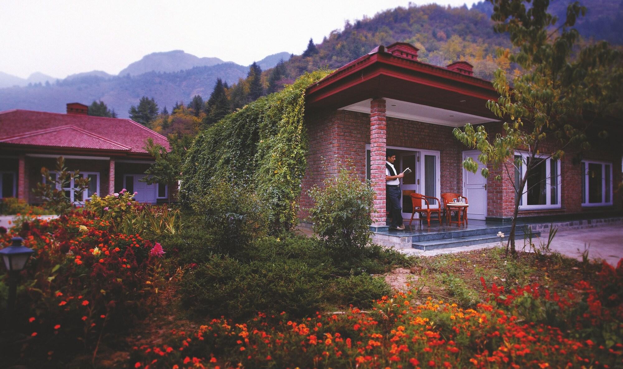 The Lalit Grand Palace Srinagar Exterior foto